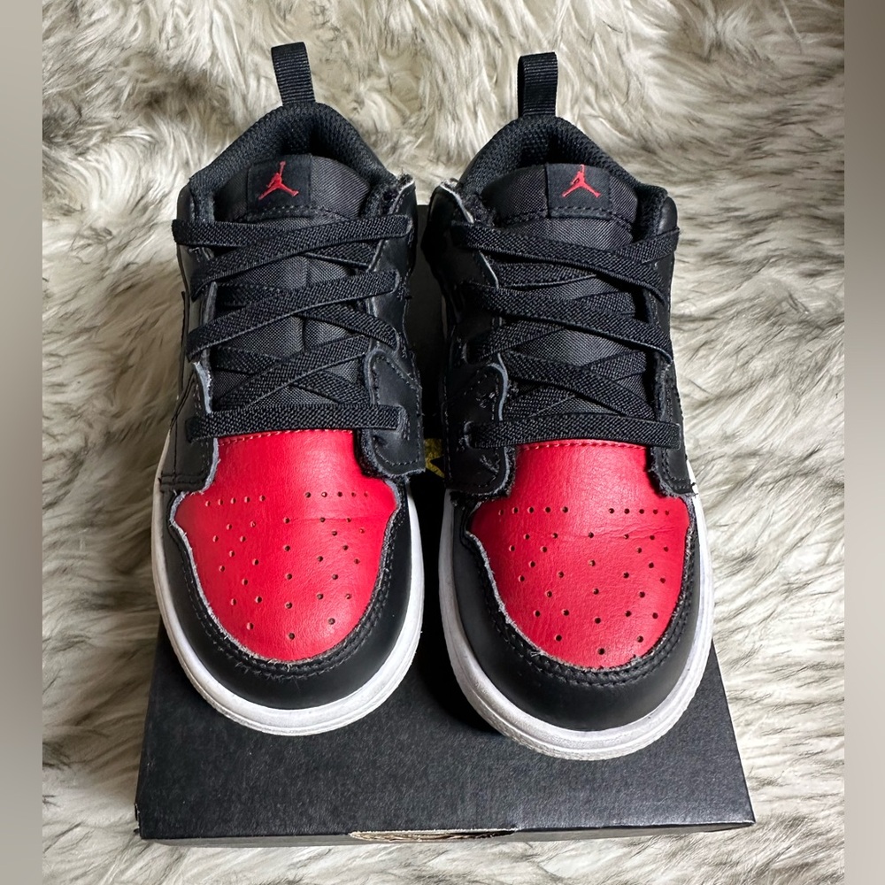 Jordan 1 Low Alt